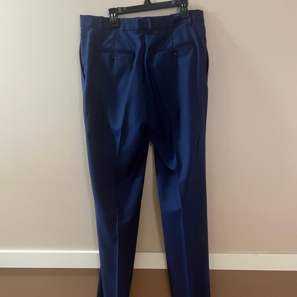 Men’s Blue Tommy Hilfiger Suit - Picture 6 of 10